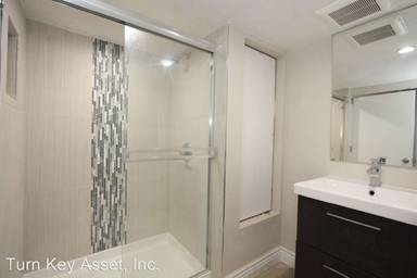 Main picture of 674 N 4th St