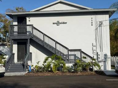 Main picture of 7106 S Kissimmee St