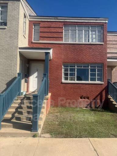 Main picture of 1921 NE 25th St