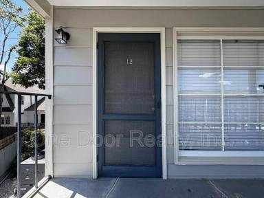 Main picture of 732 Scotland St