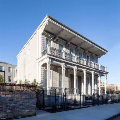 Main picture of 1520 Felicity St