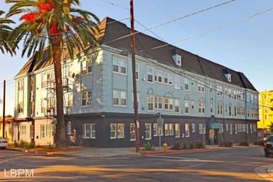 Main picture of 4108 Marathon St