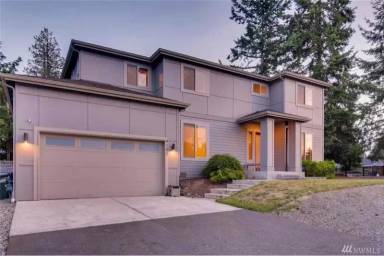 Main picture of 4103 NE 6th Pl