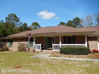Main picture of 113 River Bend Rd