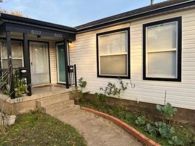Main picture of 6135 Petain Ave