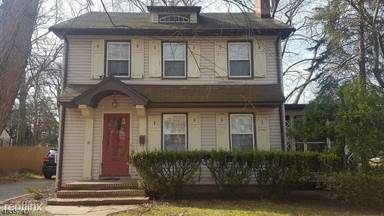 Main picture of 1354 Marlborough Ave