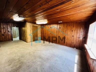 Main picture of 810 Wood St