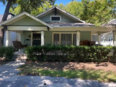Main picture of 5825 Belmont Ave