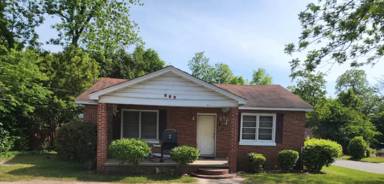 Main picture of 696 Villa Crest Ave