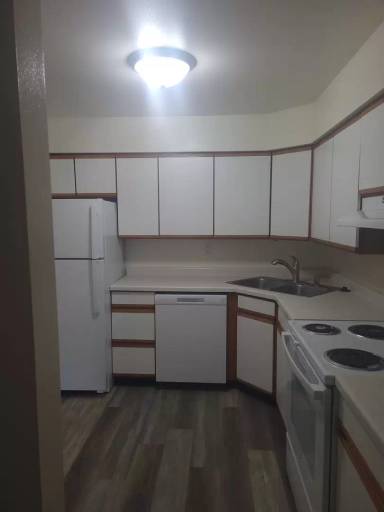 Main picture of 1628 Green Valley Dr