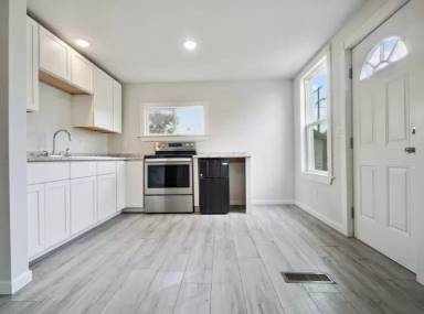 Main picture of 303 Belford Ave