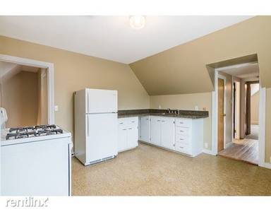 Main picture of 354 Broad St