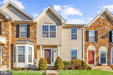 Main picture of 208 Goldsborough Dr