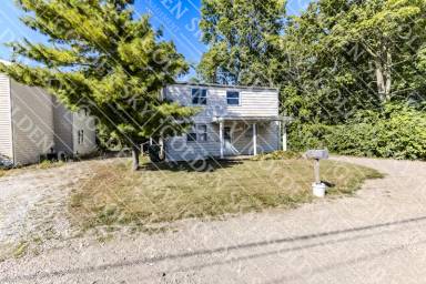 Main picture of 822 W Bethel Ave