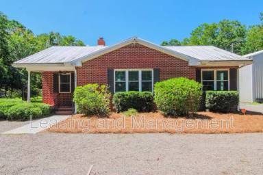 Main picture of 3494 River Rd