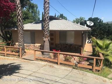 Main picture of 1046 Orchard Ave