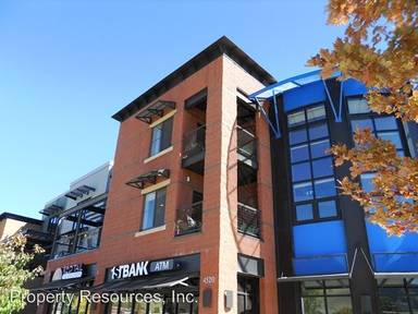 Main picture of 4520 Broadway St