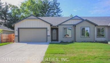 Main picture of 4417 NE 141st Ct