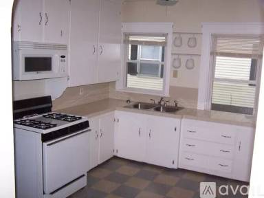Main picture of 80 Pawtuxet Ave