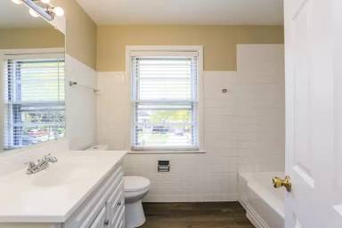 Main picture of 9147 S Richmond Ave
