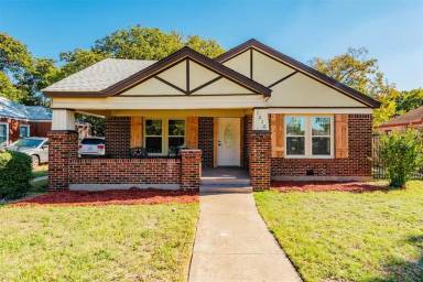 Main picture of 1210 N Riverside Dr