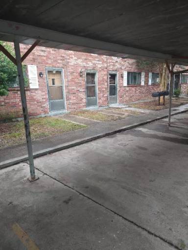 Main picture of 10625 Florida Blvd