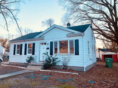 Main picture of 80 Henrico St