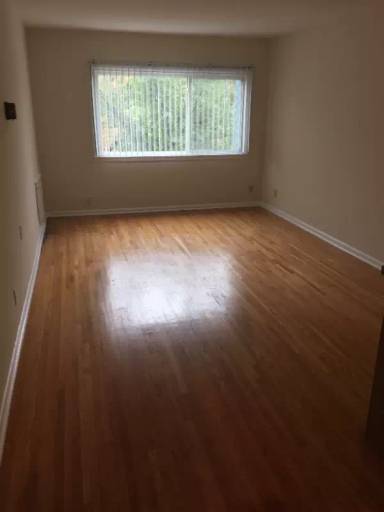 Main picture of 1585 Highland Pkwy