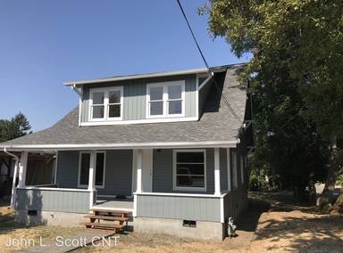 Main picture of 331 W Summa St