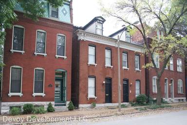 Main picture of 2320 S 9th St