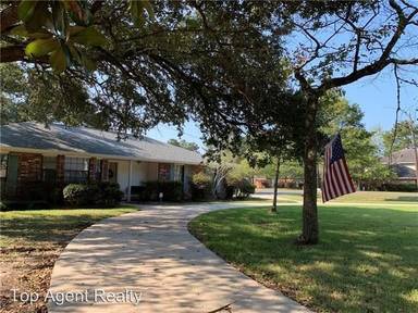 Main picture of 278 Cross Gates Blvd