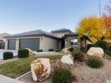 Main picture of 941 W 4100 S