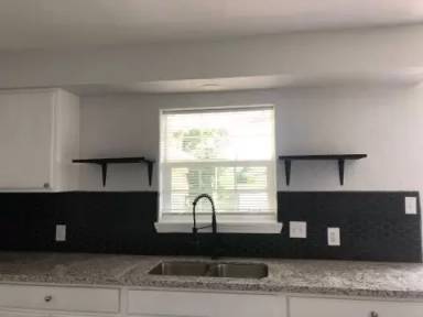 Main picture of 4001 Yellowstone Blvd