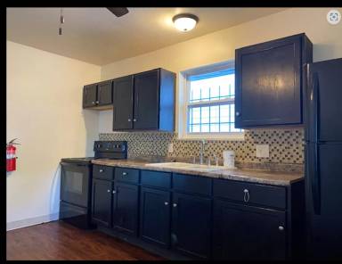 Main picture of 660 Maywood Ave