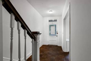 Main picture of 650 Morton St NW