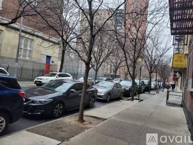Main picture of 229 W 144th St