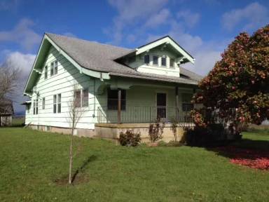 Main picture of 12265 NE Yamhill Rd