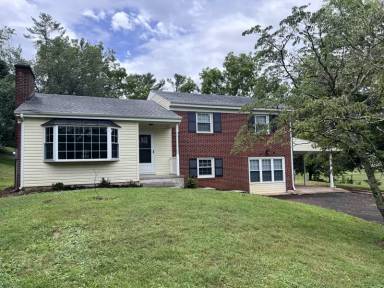 Main picture of 707 Borden Rd