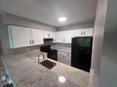 Main picture of 5550 Abbey Dr