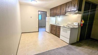 Main picture of 1419 Case Ave