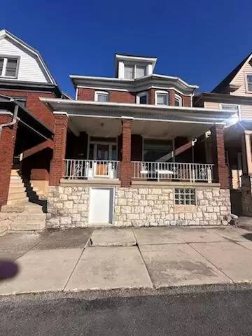 Main picture of 1531 2nd Ave