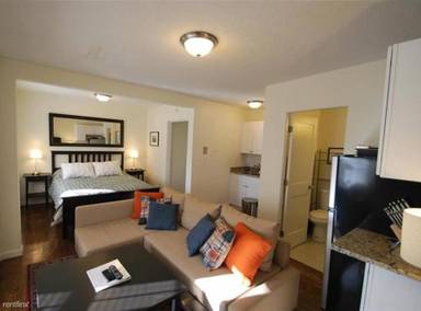 Main picture of 538 E Broadway