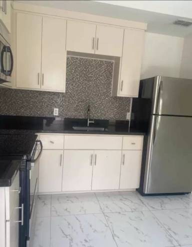 Main picture of 2702 Larkspur Ave