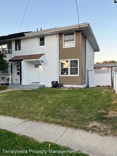 Main picture of 919 Alcyon Dr