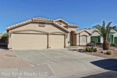 Main picture of 655 N Vista del Sol