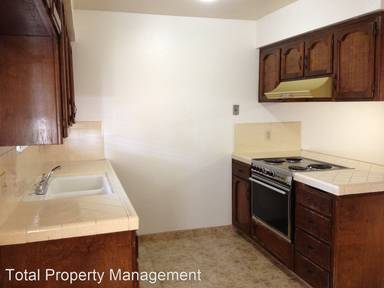 Main picture of 423 E Roosevelt Ave