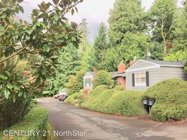 Main picture of 3639 SW 52nd Pl