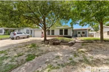 Main picture of 355 Altgelt Ave