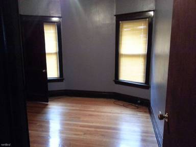Main picture of 5301 W Lake St