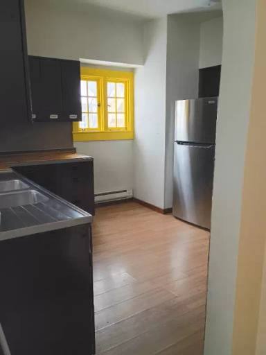 Main picture of 613 S Franklin Ave